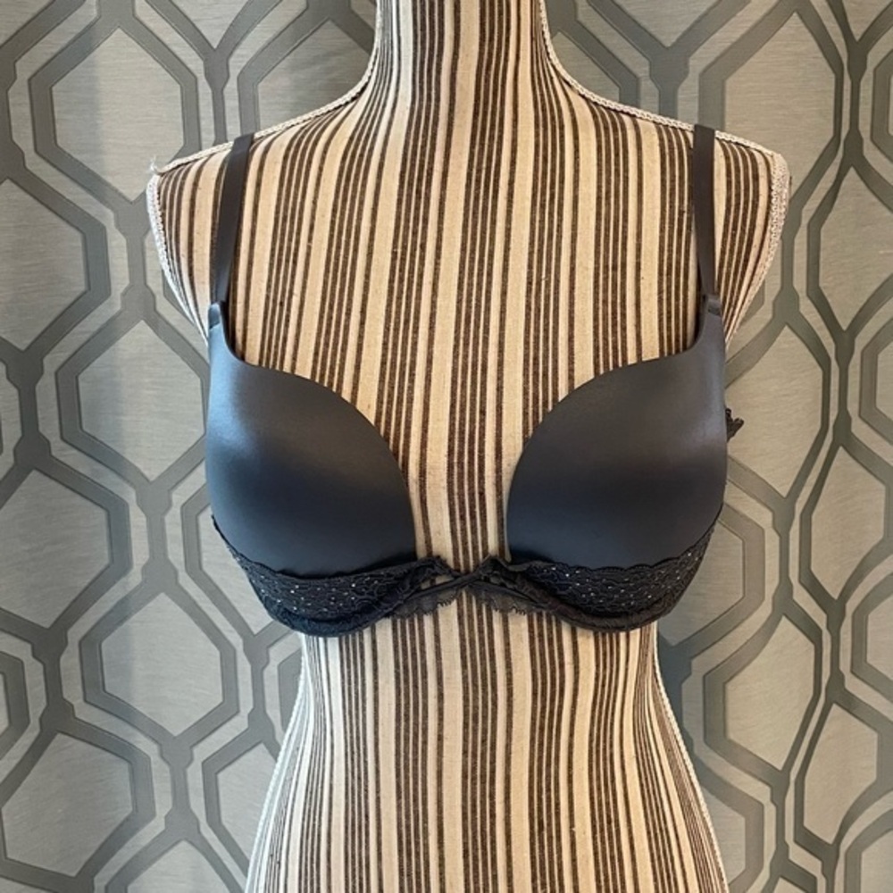 Victoria’s Secret Very Sexy Padded Demi Bra